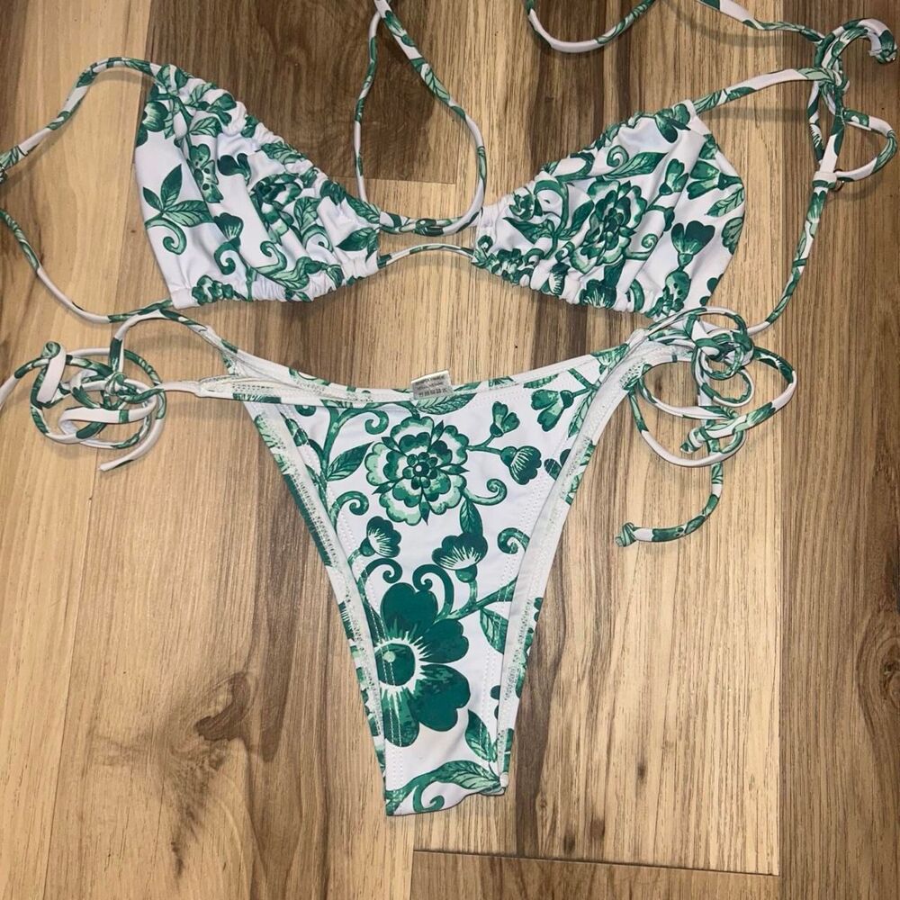 Unbranded Women's Green and White Bikinis-and-tankini-sets
